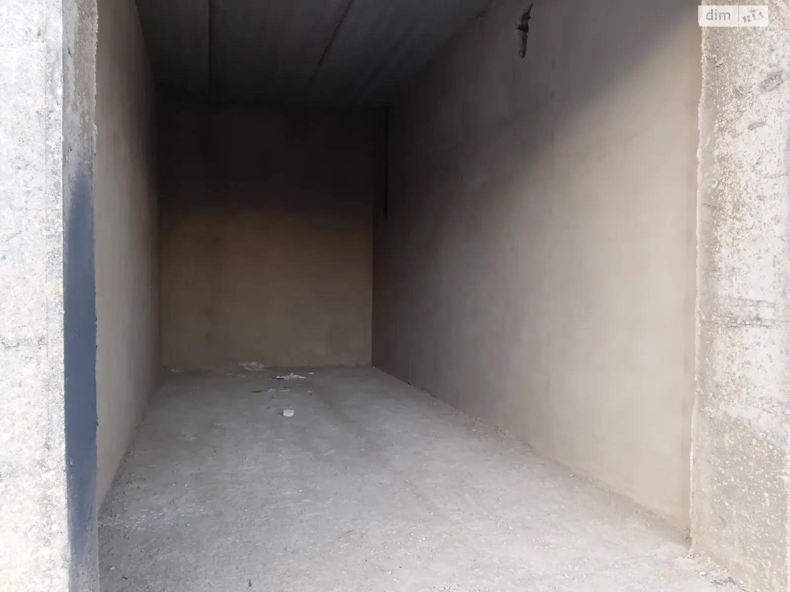 Продается отдельно стоящий гараж под легковое авто на 16 кв. м, цена: 16000 $ - фото 1