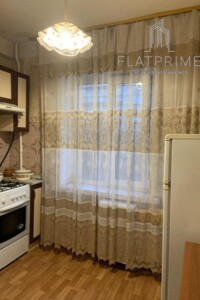 Продаж квартири, Київ, р‑н. Вітряні Гори, Світлицького вулиця, буд. 23