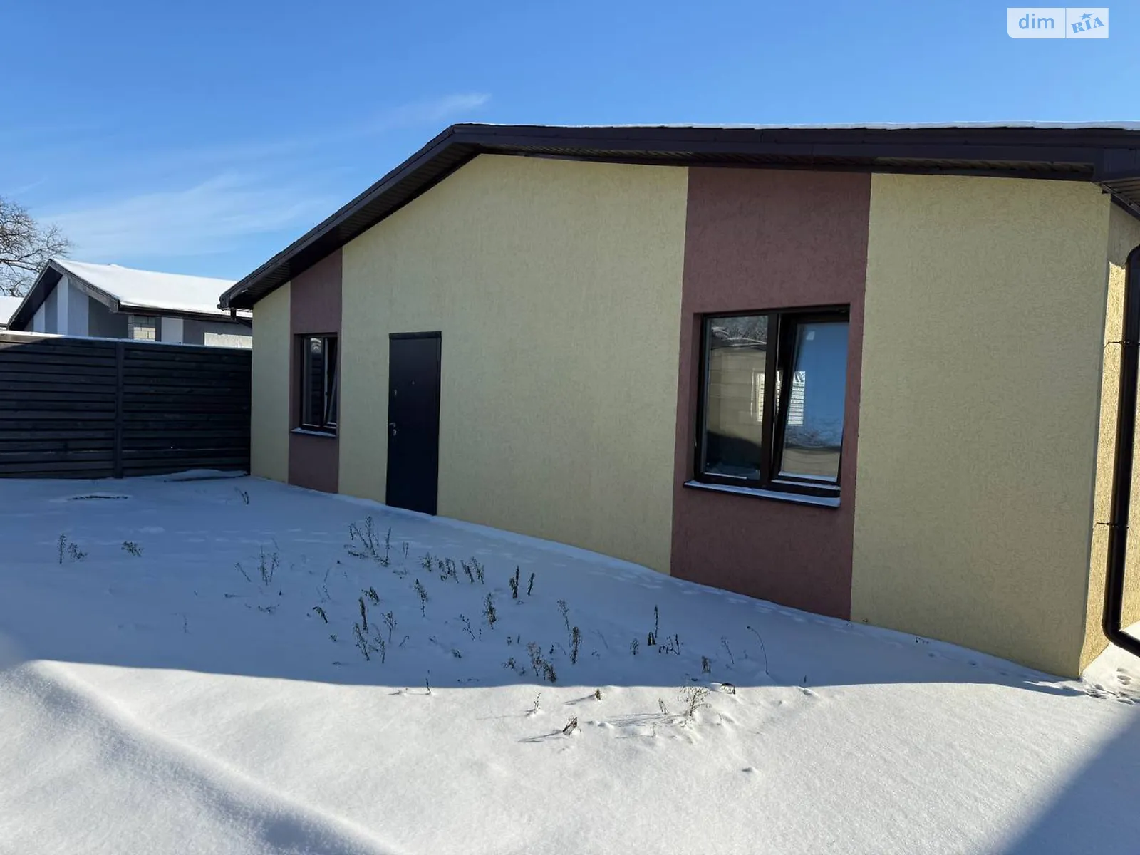 Продается одноэтажный дом 96 кв. м с камином, цена: 35000 $ - фото 1