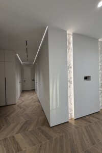 Довгострокова оренда квартири, Ужгород, р‑н. Новий, Легоцького вулиця, буд. 80