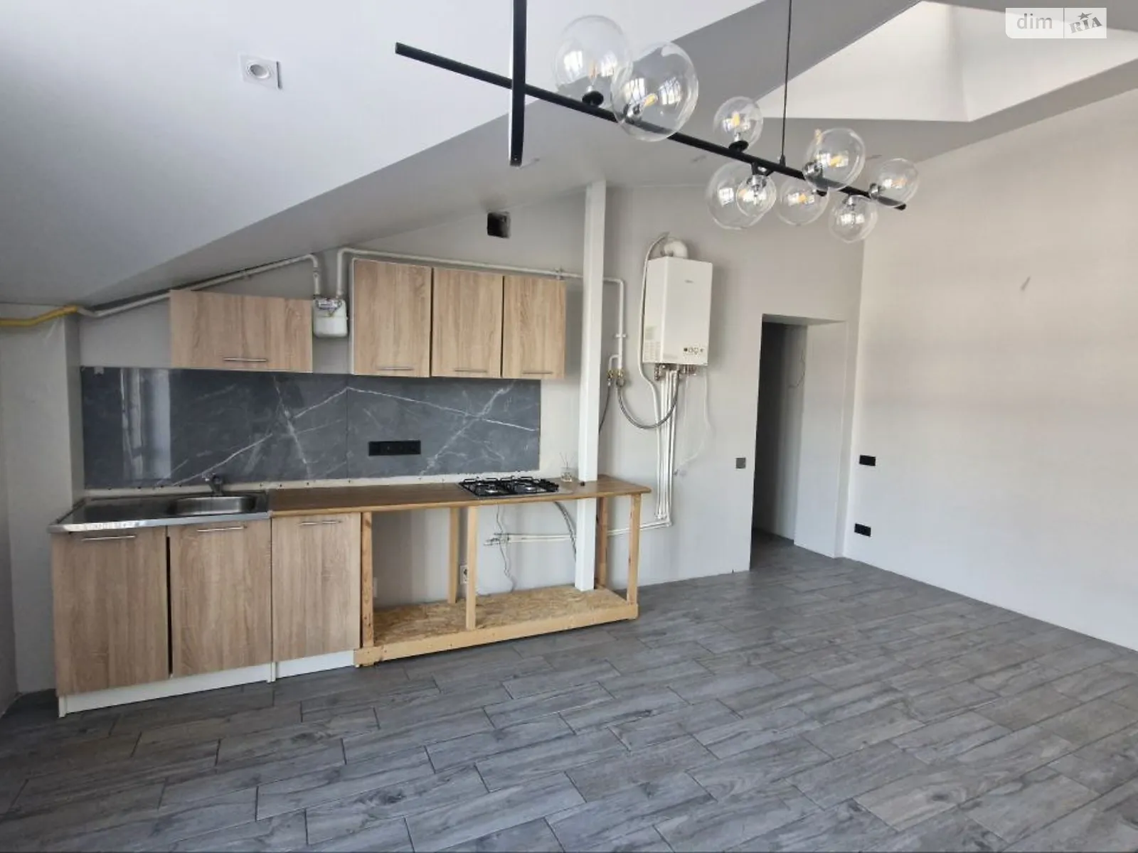 Продается 2-комнатная квартира 77 кв. м в Ворзеле, ул. Строительная - фото 1