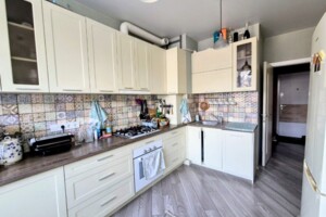 Продажа квартиры, Киевская, Ирпень, р‑н. Ирпень, 11-я линия улица, дом 4