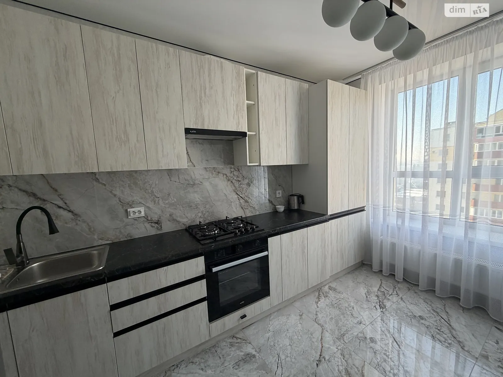 Сдается в аренду 1-комнатная квартира 40 кв. м в Виннице, ул. Васильковая, 4Б - фото 1