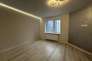 Продажа квартиры, Ивано-Франковск, р‑н. Княгинин, Княгинин улица, дом 44