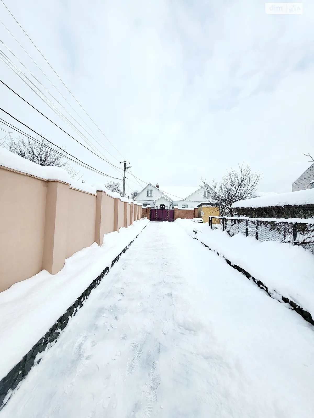 Продается одноэтажный дом 120.1 кв. м с гаражом, цена: 230000 $ - фото 1