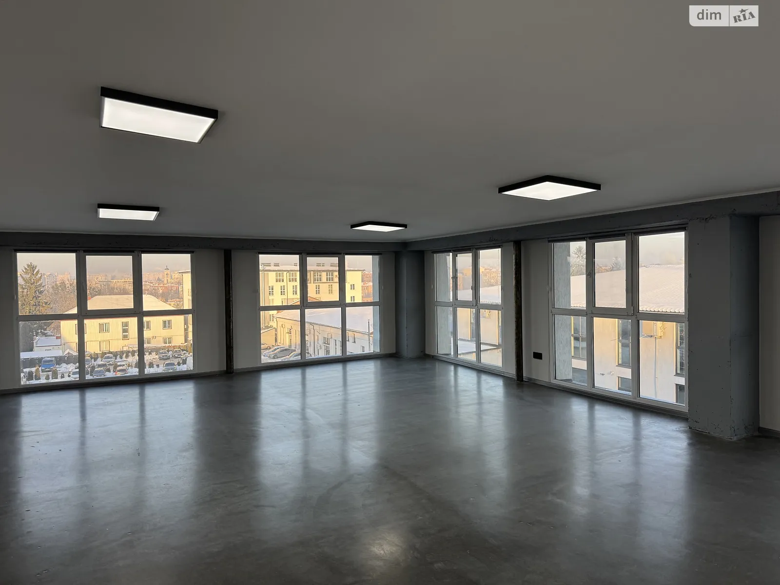 Продается офис 83 кв. м в бизнес-центре, цена: 67645 $ - фото 1