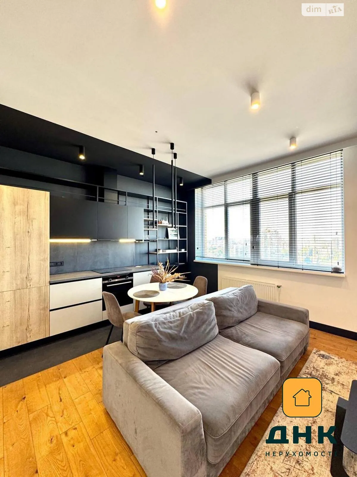 Продается 2-комнатная квартира 83.5 кв. м в Одессе, бул. Французский, 26 - фото 1