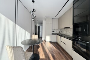 Продажа квартиры, Ивано-Франковск, р‑н. Набережная, Левицкого Романа улица, дом 4, кв. 229