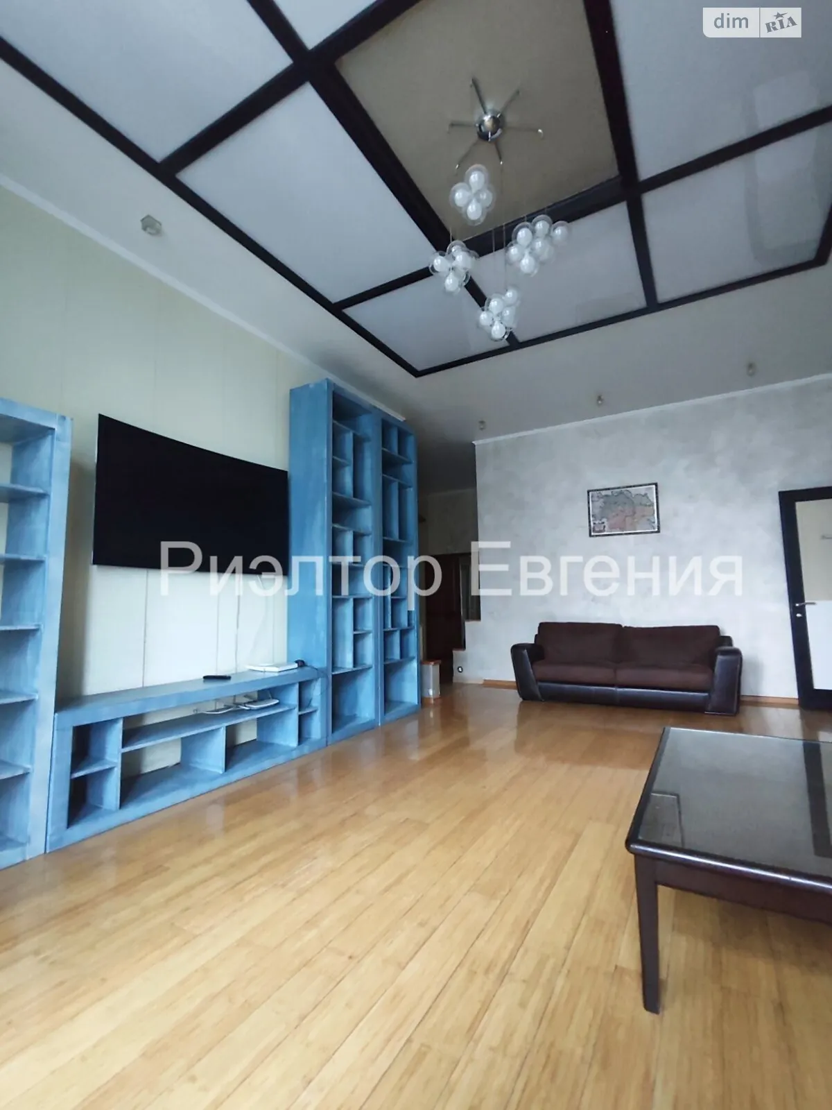 Здається в оренду 2-кімнатна квартира 120 кв. м у Одесі - фото 1