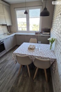 Продажа квартиры, Ужгород, р‑н. Станцийный, Свободы проспект, дом 50