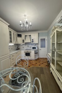 Продаж квартири, Київ, р‑н. Турецьке містечко, Кадетський Гай вулиця, буд. 6