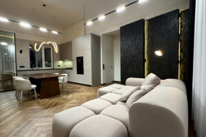 Продаж таунхауса, Рівне, р‑н. Південний, Новодвірська вулиця, буд. 7А