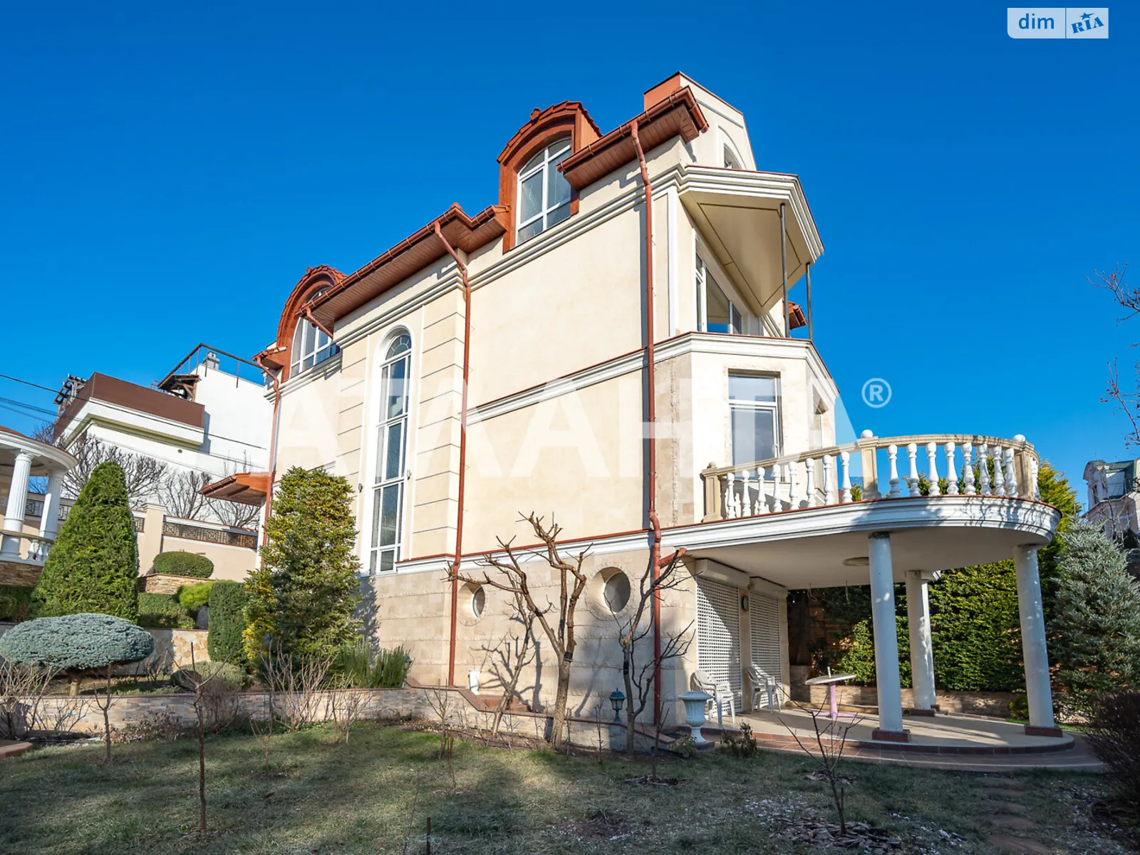 Продається будинок 3 поверховий 355 кв. м з мансардою, цена: 390000 $ - фото 1