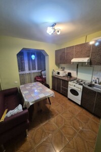 Довгострокова оренда квартири, Дніпро, р‑н. Сонячний, ст.м. Вокзальна, Сонячна Набережна (Малиновського Маршала) вулиця