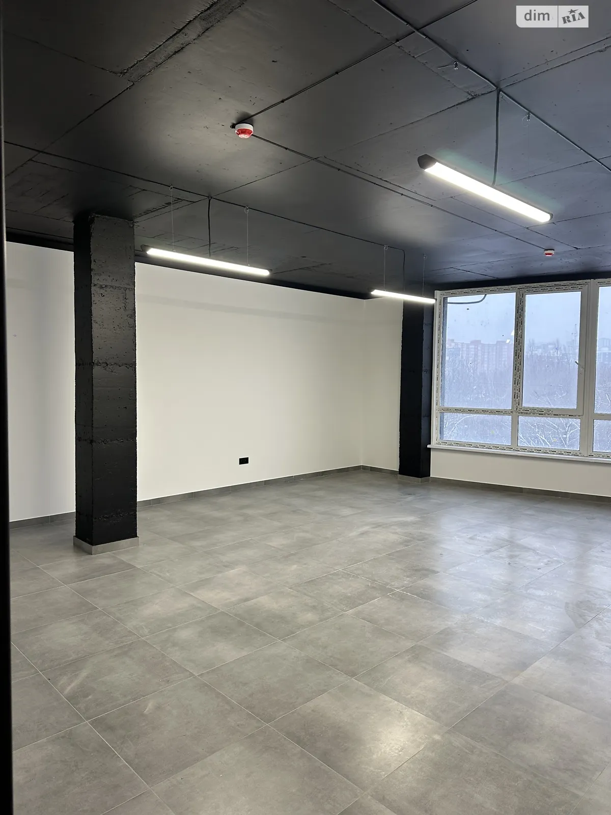 Сдается в аренду офис 111.8 кв. м в бизнес-центре, цена: 33540 грн - фото 1