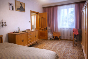 Продаж квартири, Полтава, р‑н. Центр, Монастирська вулиця