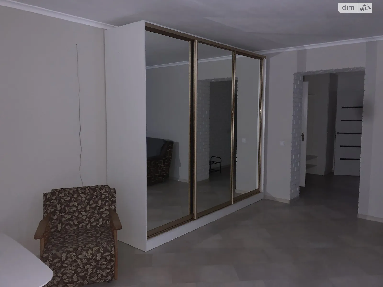 Здається в оренду 1-кімнатна квартира 55 кв. м у Чернівцях - фото 1