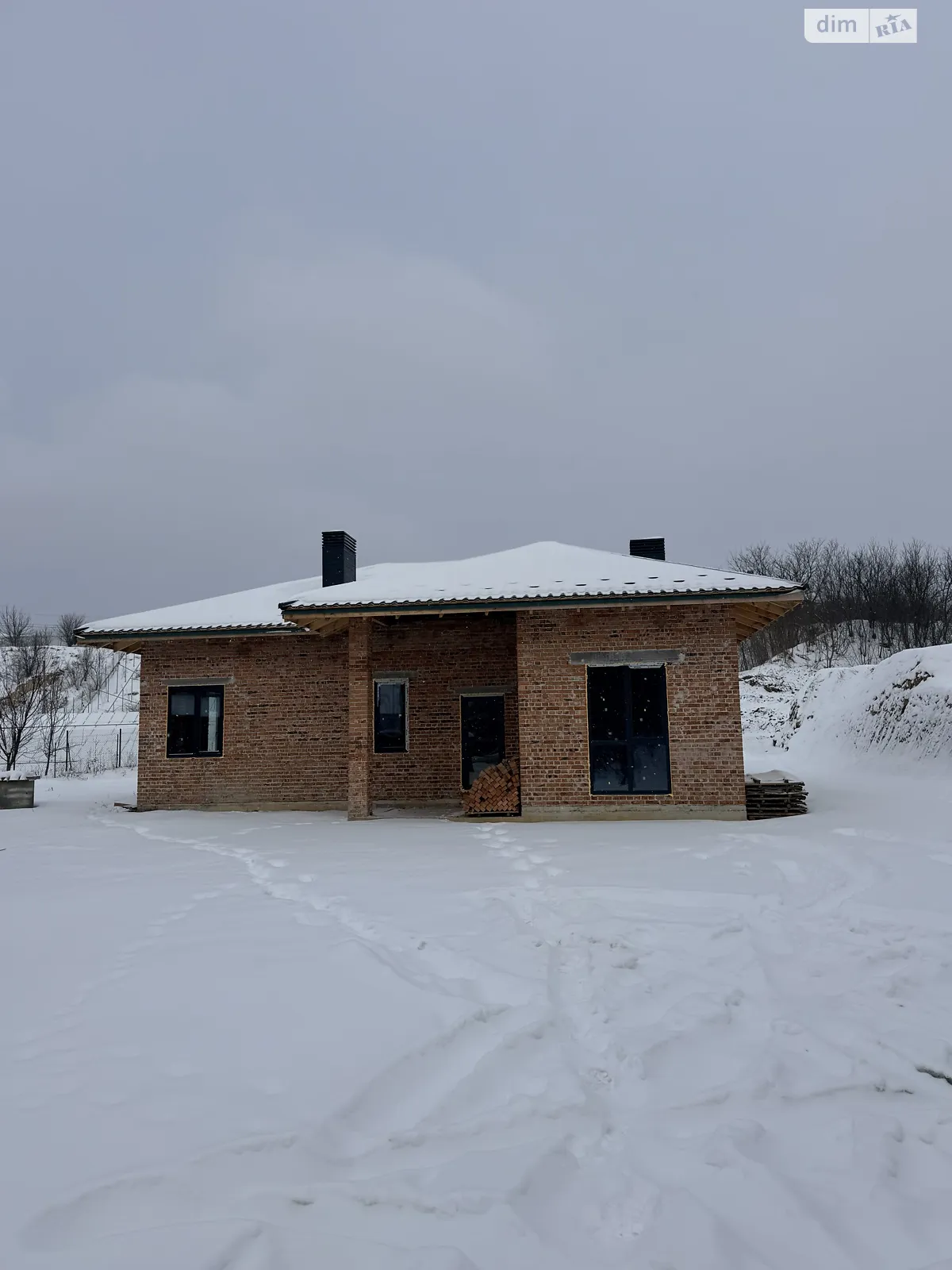 Продається одноповерховий будинок 98 кв. м з ділянкою, цена: 98500 $ - фото 1