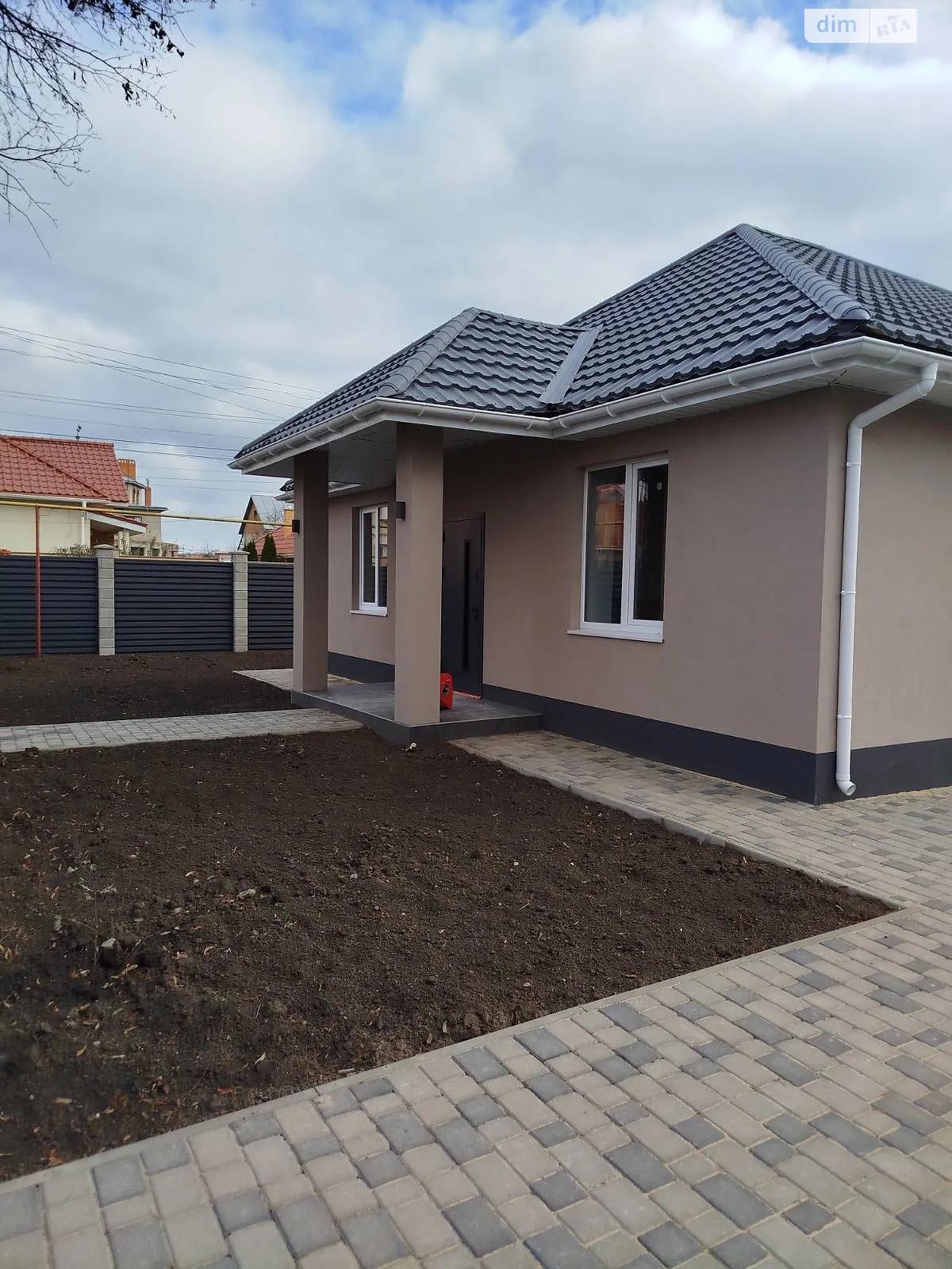 Продається одноповерховий будинок 85 кв. м з ділянкою, цена: 99000 $ - фото 1