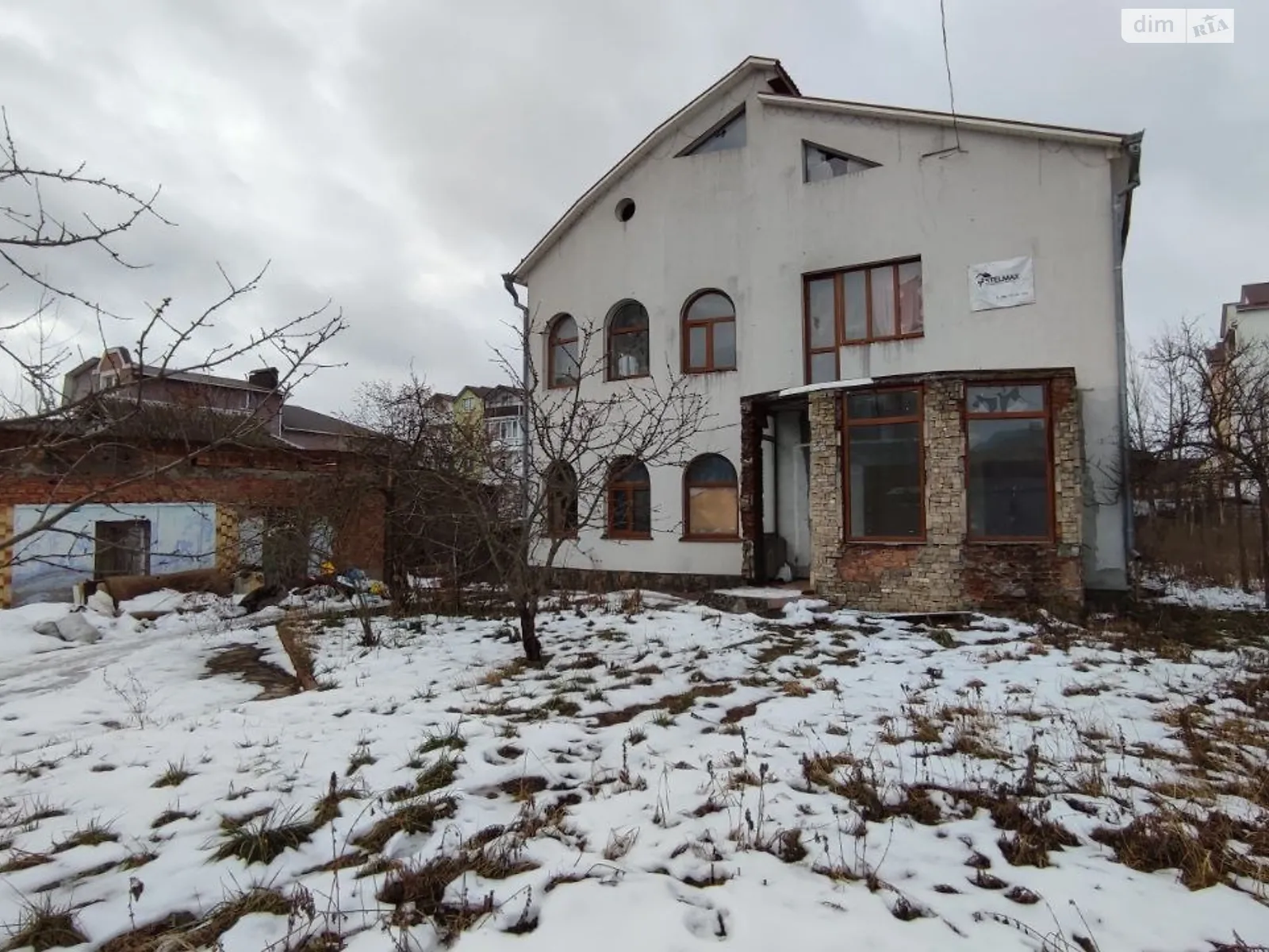 Продается дом на 2 этажа 269 кв. м с подвалом, цена: 85000 $ - фото 1