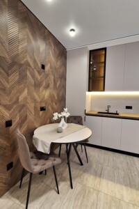 Продаж квартири, Тернопіль, р‑н. Дружба, Загребельна вулиця, буд. 51