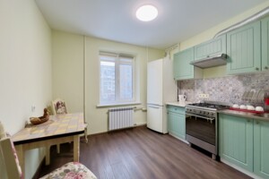 Довгострокова оренда квартири, Рівне, р‑н. Автовокзал, Галицького Данила вулиця, буд. 9А