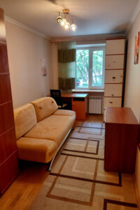 Продаж квартири, Харків, р‑н. Нагірний (Київський), ст.м. Університет, Літературна (Галана) вулиця, буд. 3