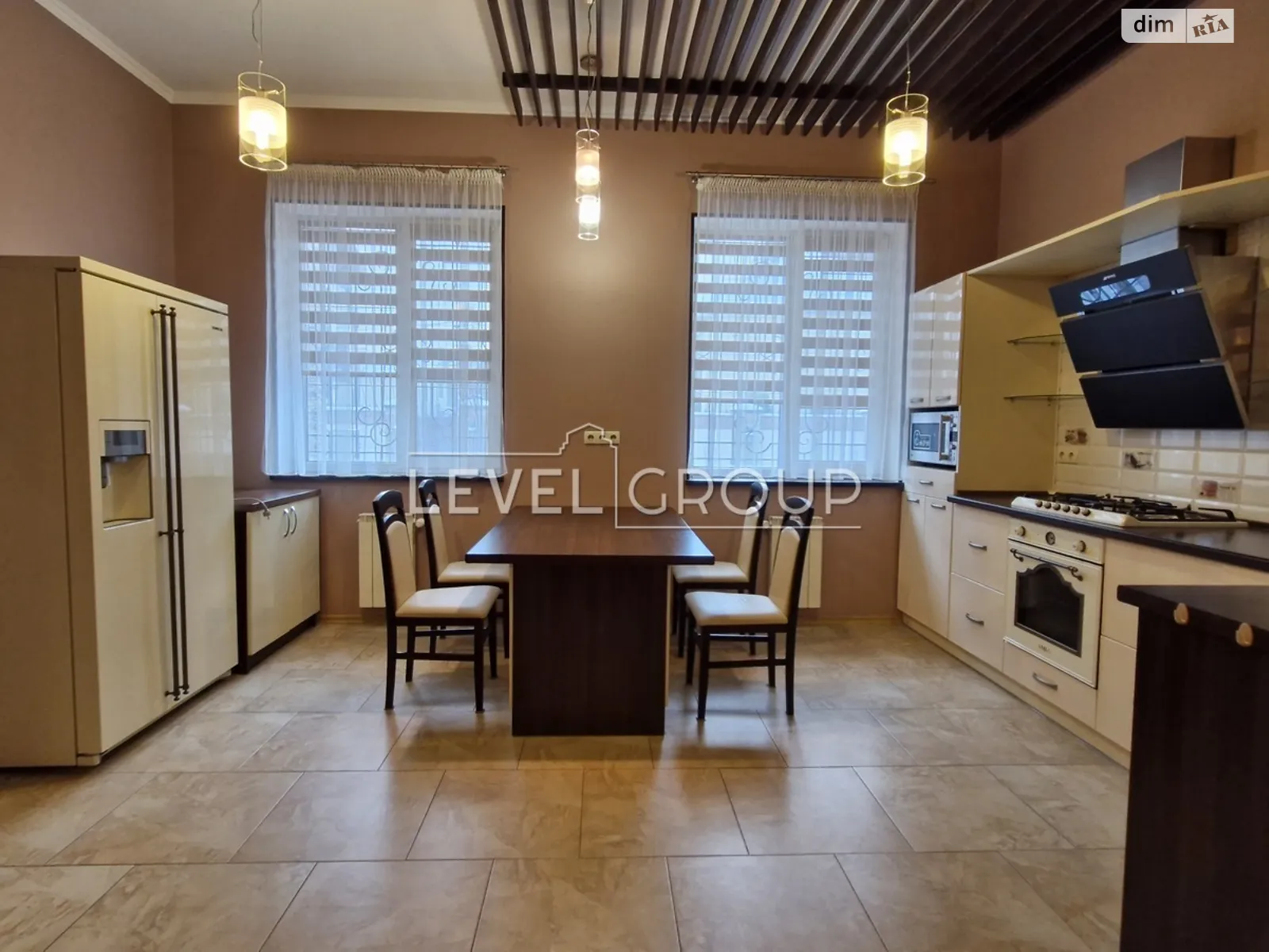 Продается дом на 2 этажа 223.2 кв. м с террасой, цена: 290000 $ - фото 1