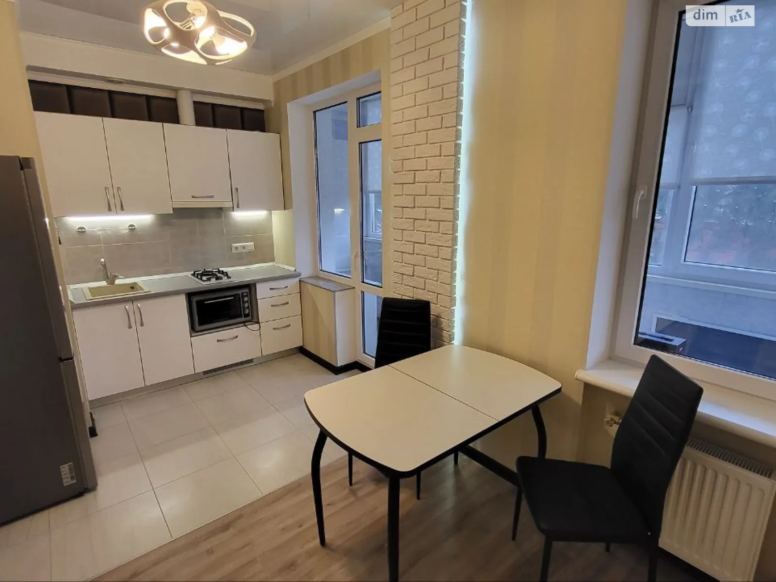 Продається 1-кімнатна квартира 37.7 кв. м у Таїрове, вул. Приміська, 1 - фото 1