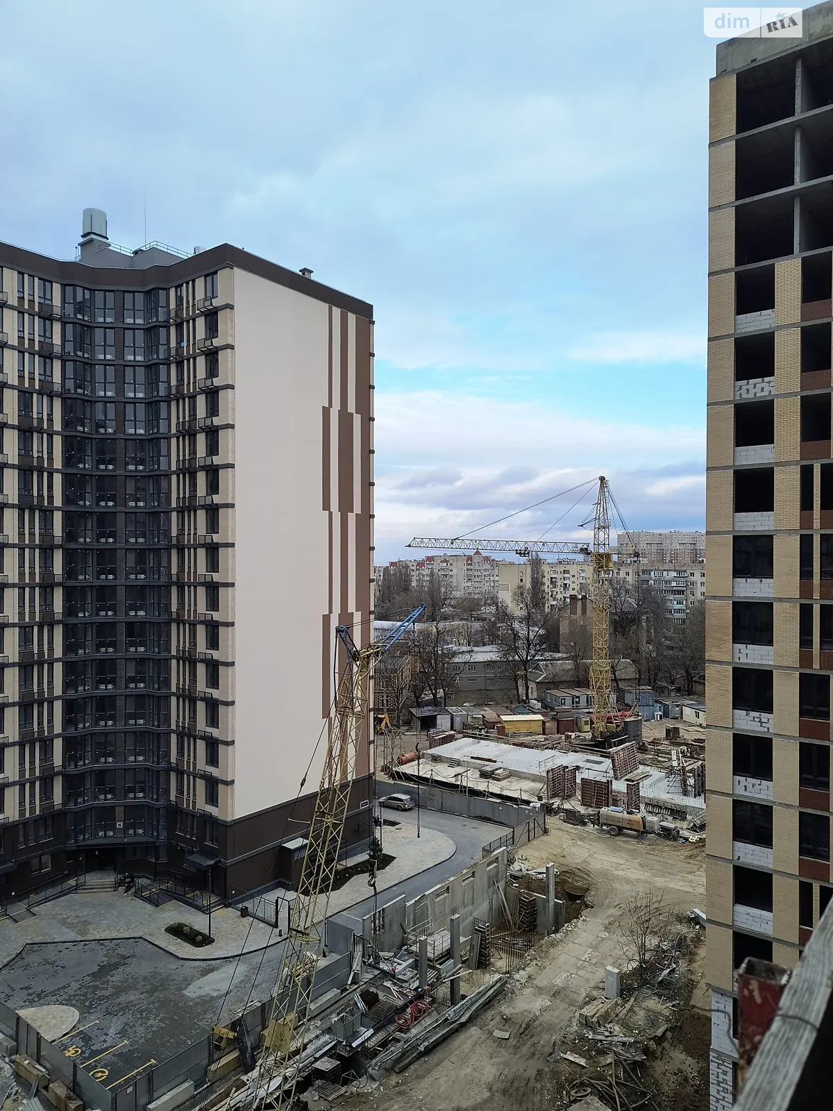 Продается 1-комнатная квартира 41 кв. м в Одессе, ул. Прохоровская, 40 корпус 3 - фото 1