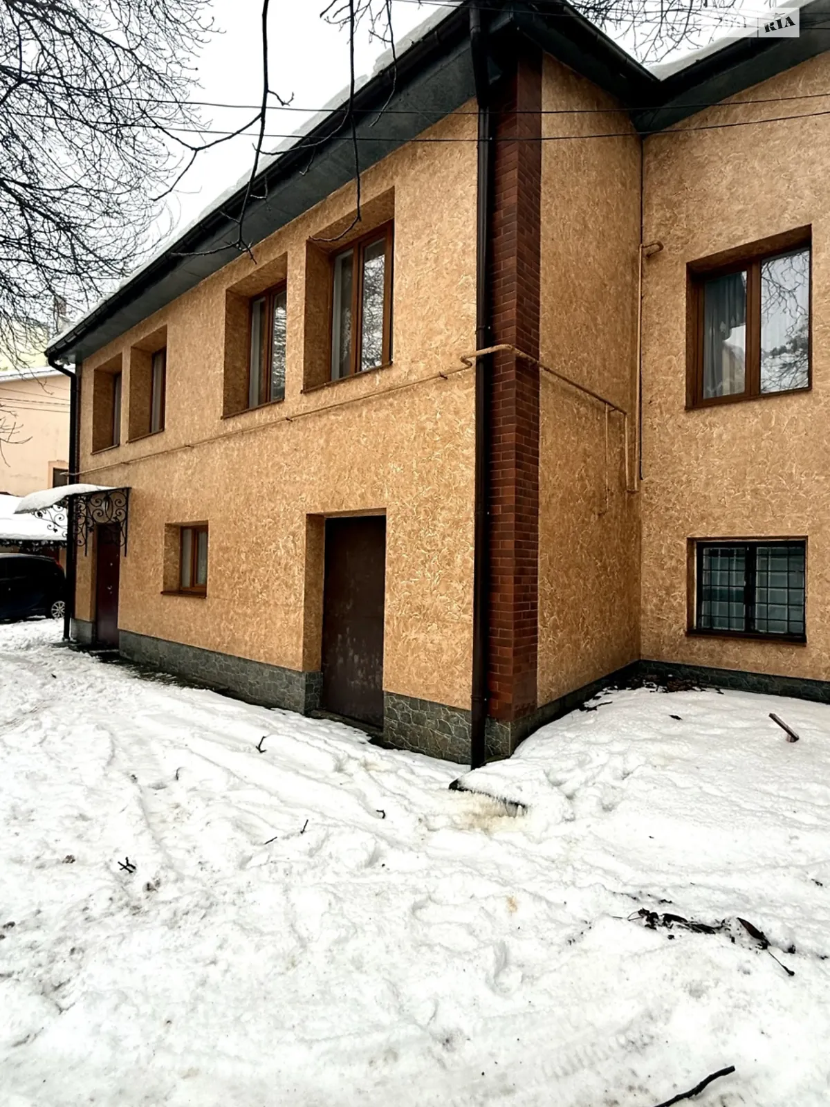 вул. Сагайдачного Петра гетьмана Чернівці, цена: 98000 $ - фото 1