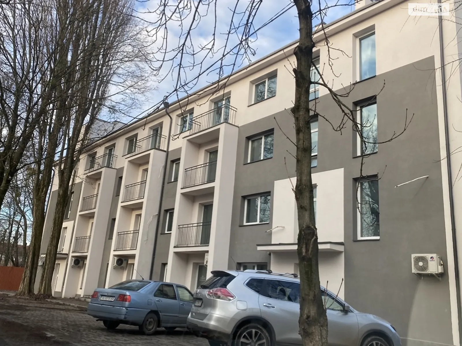 Продається 1-кімнатна квартира 33 кв. м у Ужгороді, вул. Тихого, 11 - фото 1