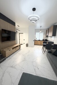 Долгосрочная аренда таунхауса, Киев, р‑н. Нижние сады, ст.м. Славутич, Счастливая улица, дом 18