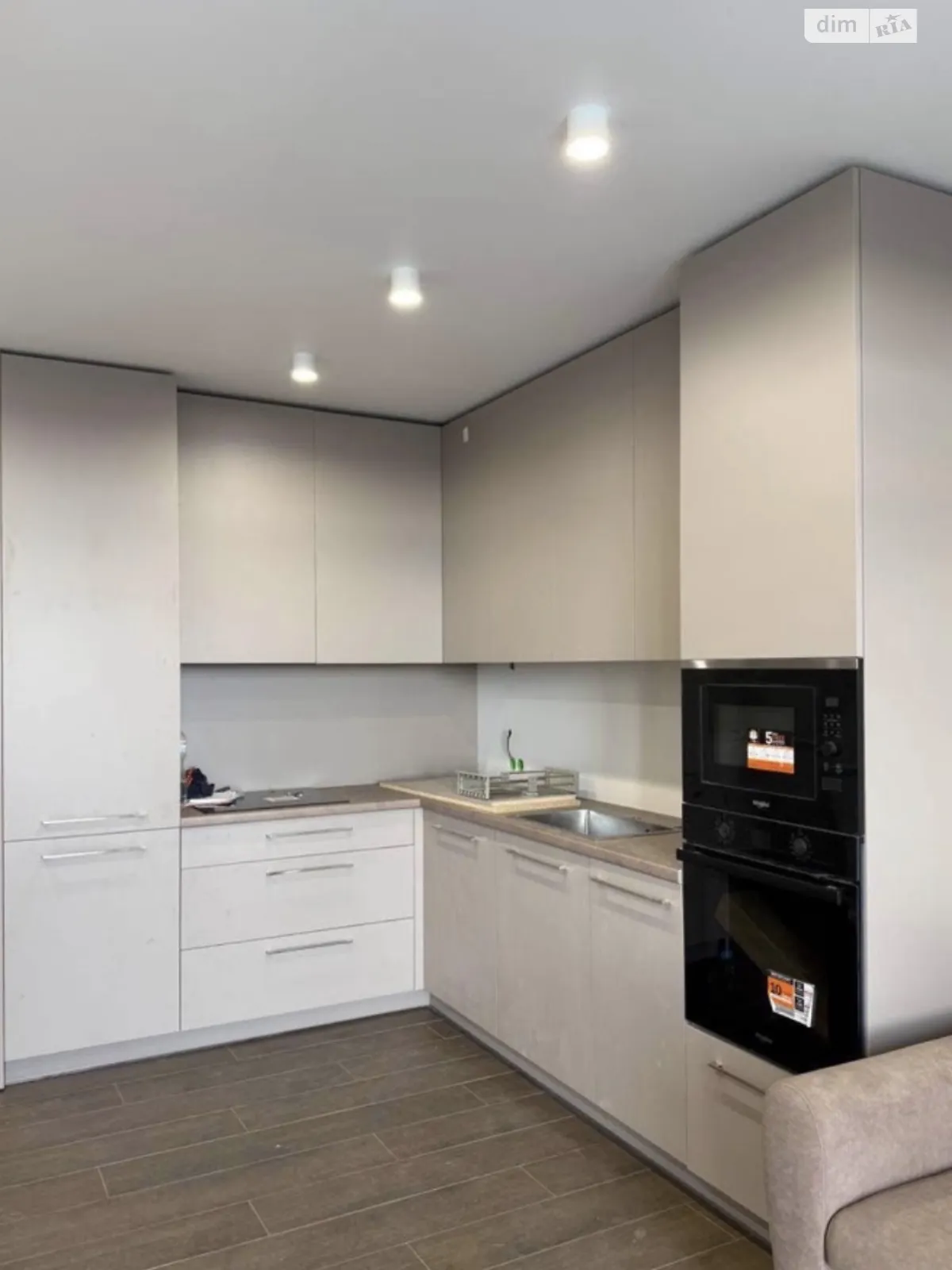 Продается 1-комнатная квартира 44 кв. м в, цена: 81000 $ - фото 1