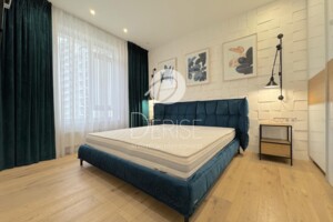 Долгосрочная аренда квартиры, Киев, р‑н. Печерский, Саперное Поле улица, дом 5