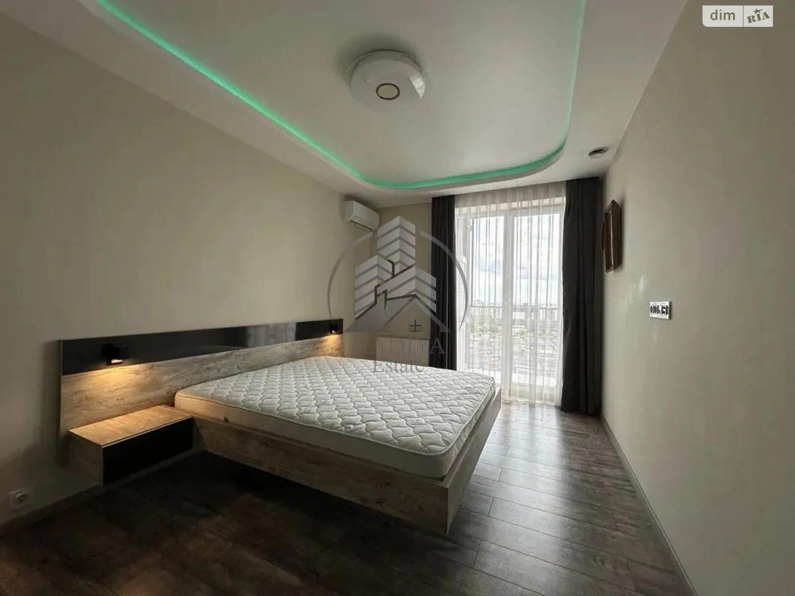 Здається в оренду 3-кімнатна квартира 165 кв. м у Львові, вул. Вашингтона Джорджа - фото 1