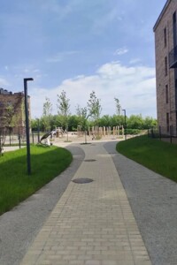 Продаж квартири, Івано-Франківська, Крихівці (Івано-Франківськ), 24-го Серпня вулиця