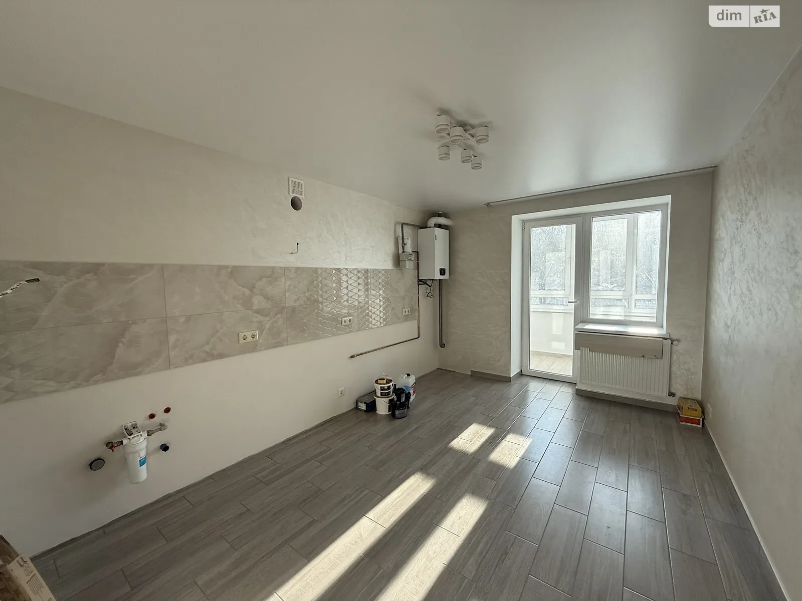 1-комнатная квартира 48 кв. м в Тернополе, ул. Черновецкая, 71 - фото 1