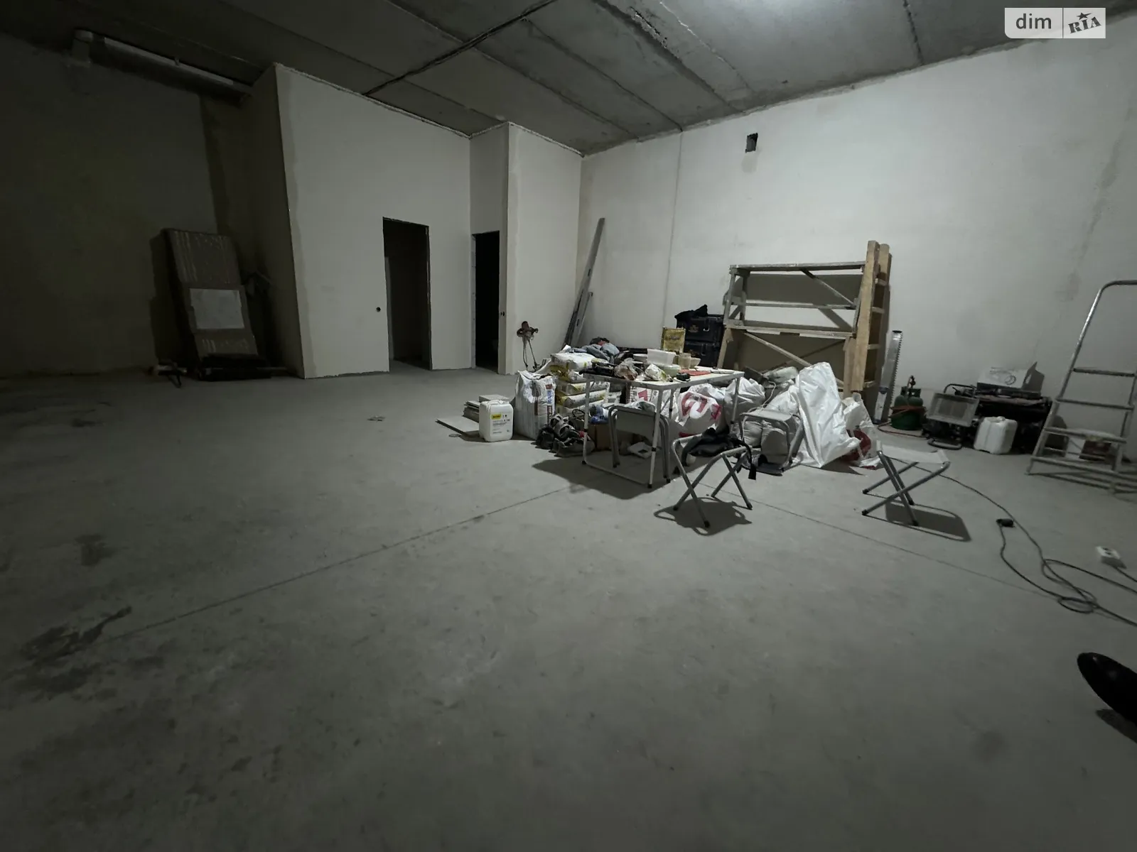 Здається в оренду приміщення вільного призначення 65 кв. м в 5-поверховій будівлі, цена: 260 $ - фото 1