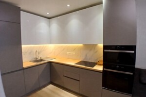 Продаж квартири, Харків, р‑н. Індустріальний, Роганська вулиця, буд. 130/3