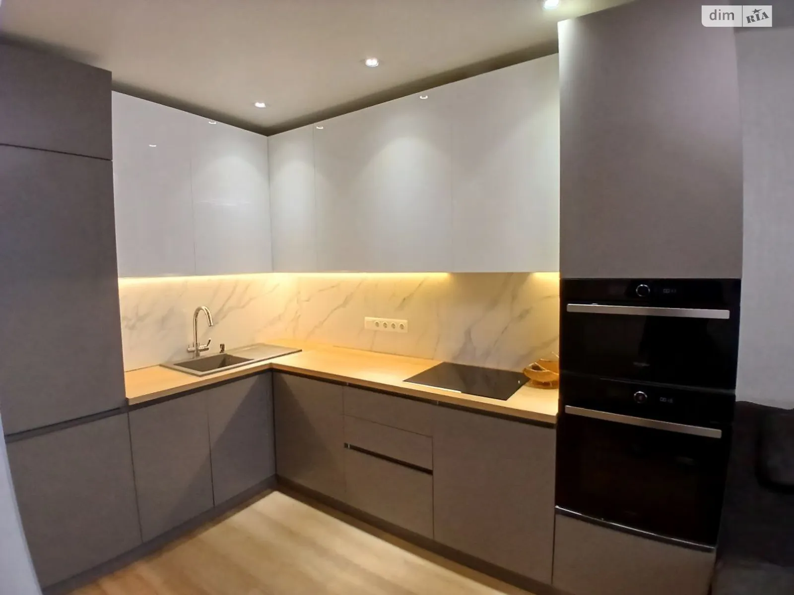 Продается 2-комнатная квартира 72 кв. м в Харькове, ул. Роганская, 130/3 - фото 1