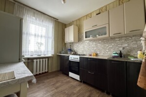 Продаж квартири, Хмельницький, р‑н. Озерна, Залізняка Максима вулиця, буд. 20