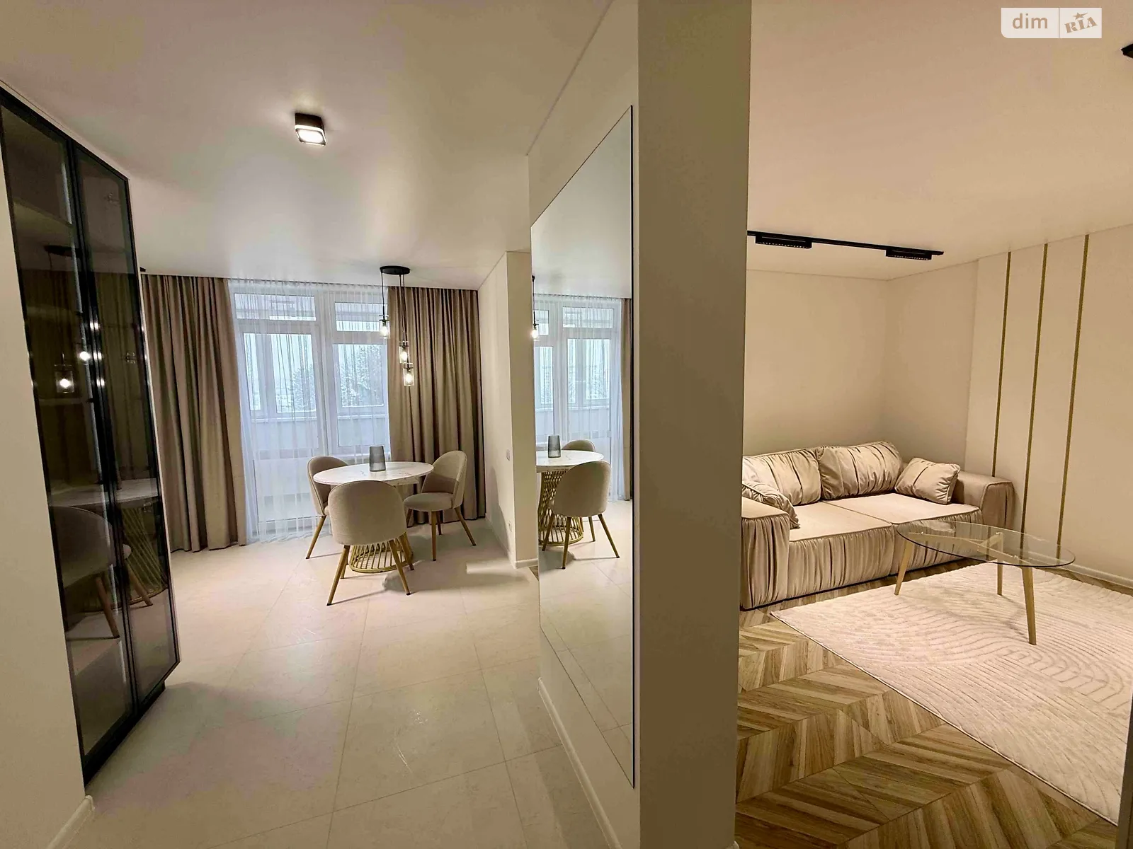 1-комнатная квартира 47.7 кв. м в Тернополе, ул. Белогорская - фото 1