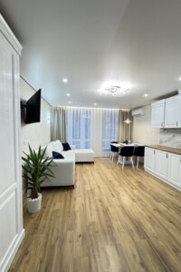 Продажа квартиры, Ивано-Франковск, р‑н. Набережная, Левицкого Романа улица, дом 4 корпус 4, кв. 504