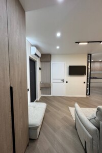 Продаж квартири, Івано-Франківськ, р‑н. Княгинин, Юліана Пелеша (Крайківського) вулиця, буд. 3 корпус 8