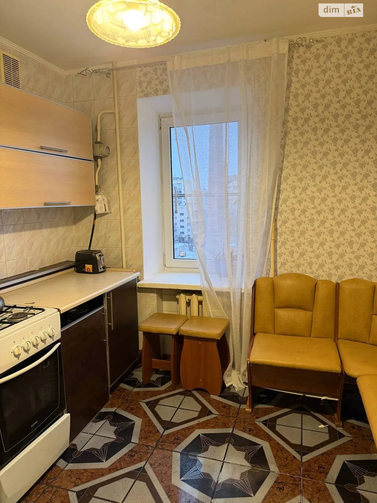 Сдается в аренду 3-комнатная квартира 70 кв. м в Хмельницком, пер. Шевченко, 1 - фото 1