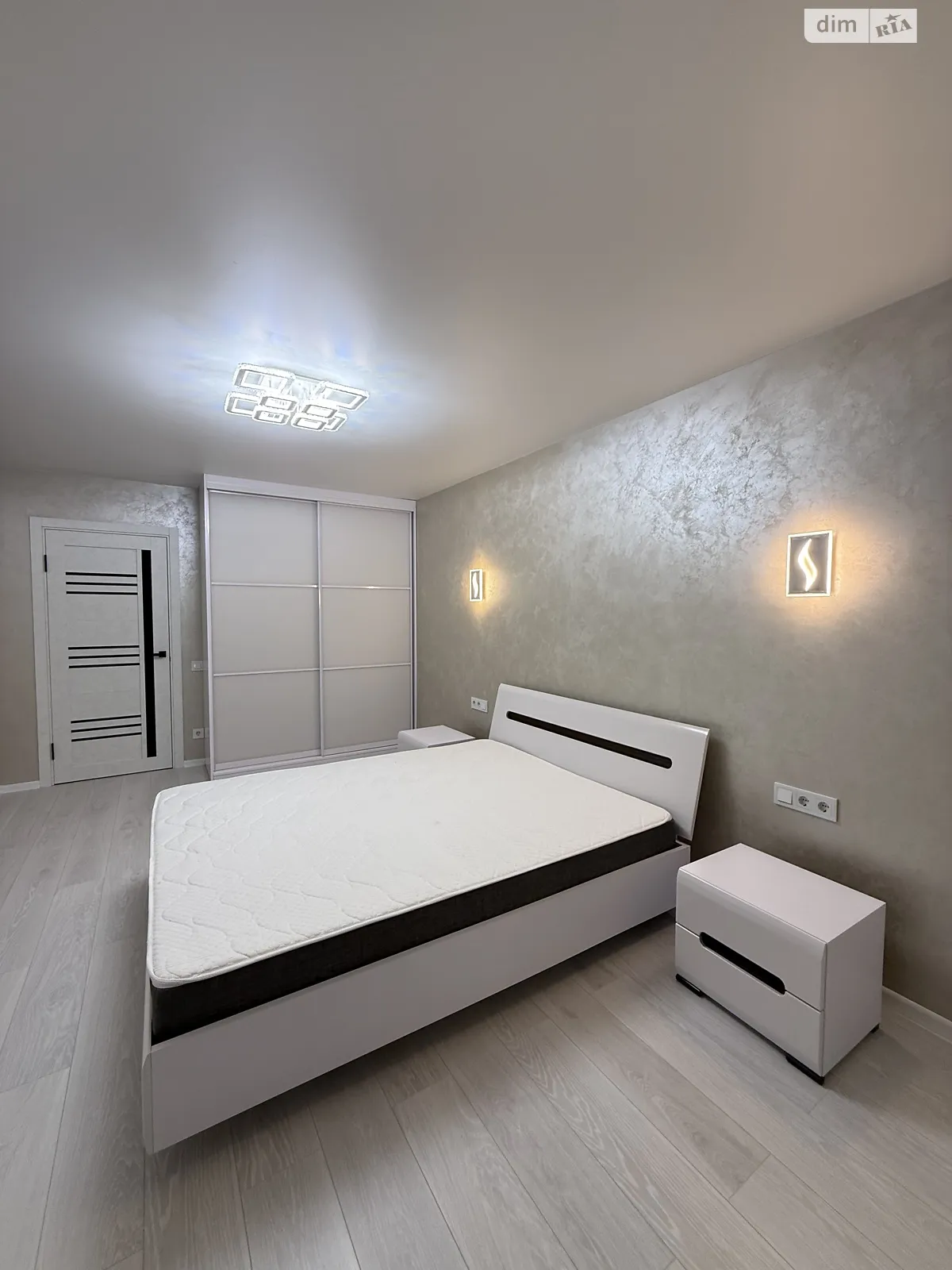 Сдается в аренду 1-комнатная квартира 54 кв. м в Хмельницком, ул. Проскуровского Подполья, 165В - фото 1