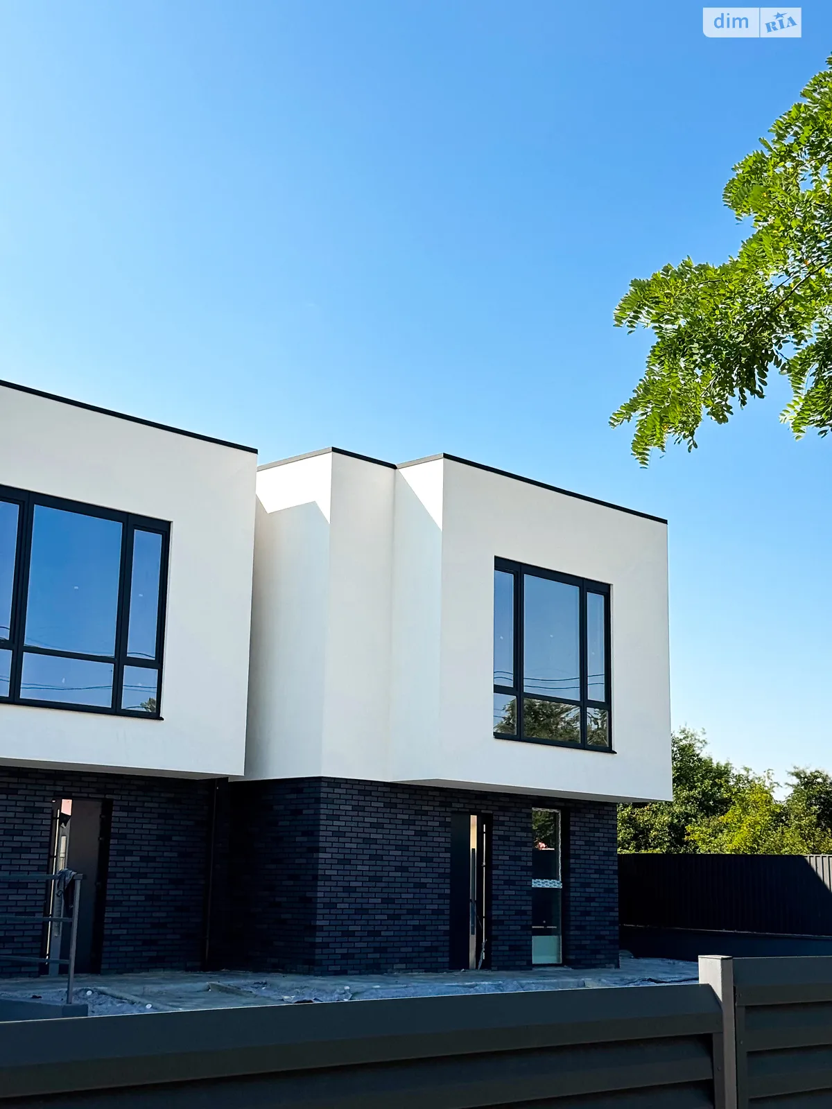 ул. Трояновская, 21А Житомир Таунхаус На Трояновской, цена: 126104 $ - фото 1