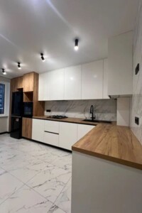 Продаж квартири, Київська, Буча, р‑н. Буча, Вишнева вулиця