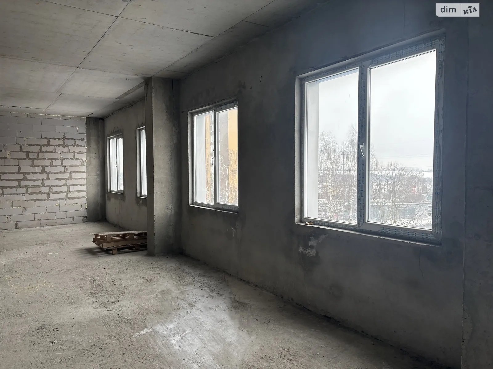 Сдается в аренду офис 103.75 кв. м в бизнес-центре, цена: 30088 грн - фото 1